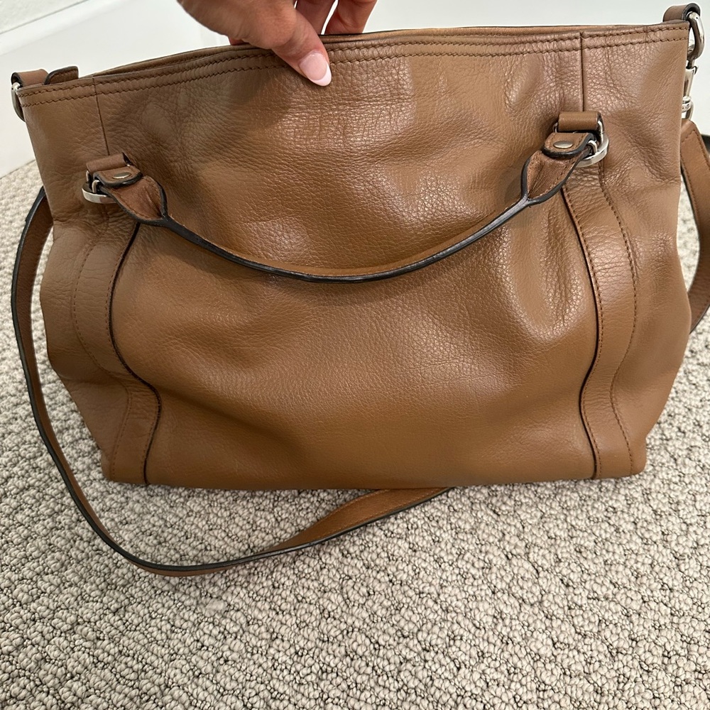 Gucci Brown Leather Shoulder Bag with Silver Hardware - Picture 6 of 6